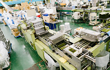 束物商品向けの自動切断とフィルム包装